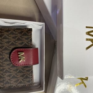 بوك مايكل كورس