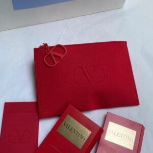 Valentino wallet الاصليه