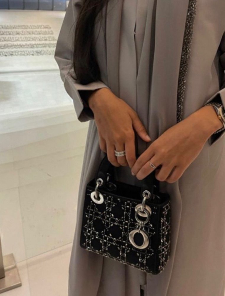 شنطة ديور
